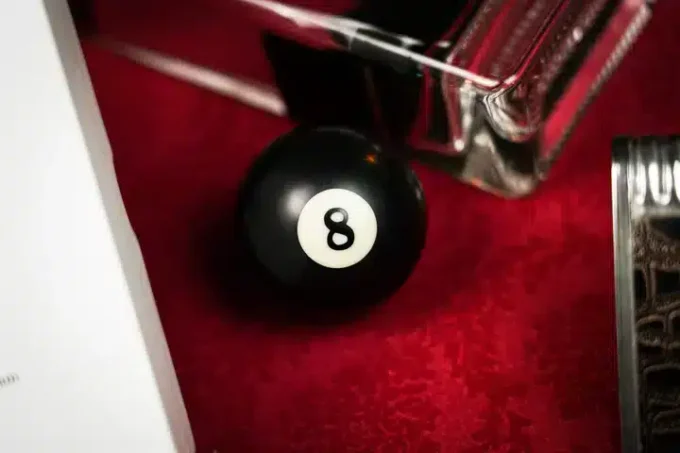 Bola 8 magnética de David Penn y TCC - Imagen 4