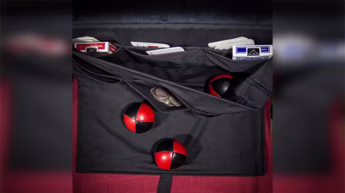 Compartimento secreto DServante by Elías Dsastre para magos con bolas y barajas de cartas.