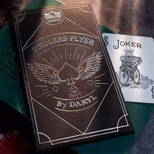 Fiedler's Flier de DARYL: Juego de magia con cartas y diseño detallado en negro y plata.