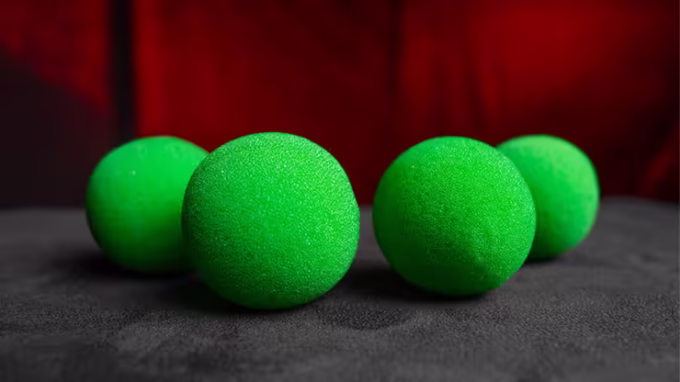 Set de Bolas de Esponja SuperSoft verdes de Murphy's Magic.